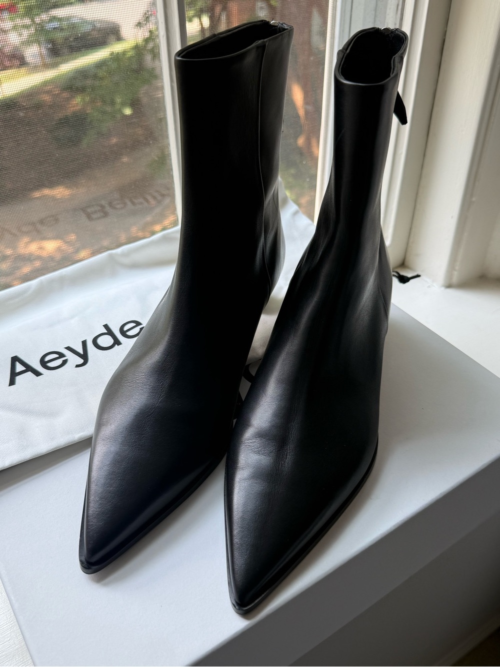 Aeyde Harriet Ankle Boot. Black. Size 39/US 8.